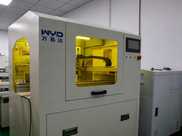 8-Connector Insertion Machine